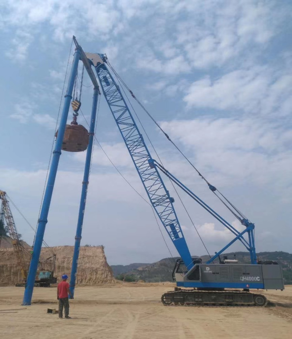 杭重HZQH6000強(qiáng)夯機(jī)