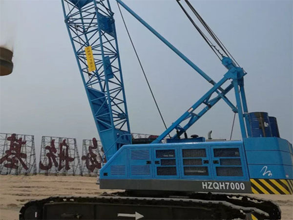 杭重HZQH7000強(qiáng)夯機(jī)